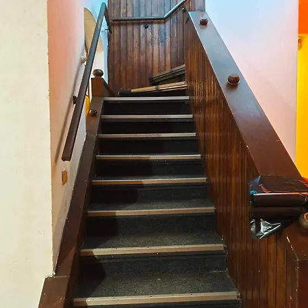 House Marabou بيت شباب